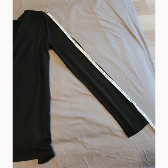 Babaton Twist Front Long Sleeve Rayon Top (Size XS, black) - Picture 8 of 10